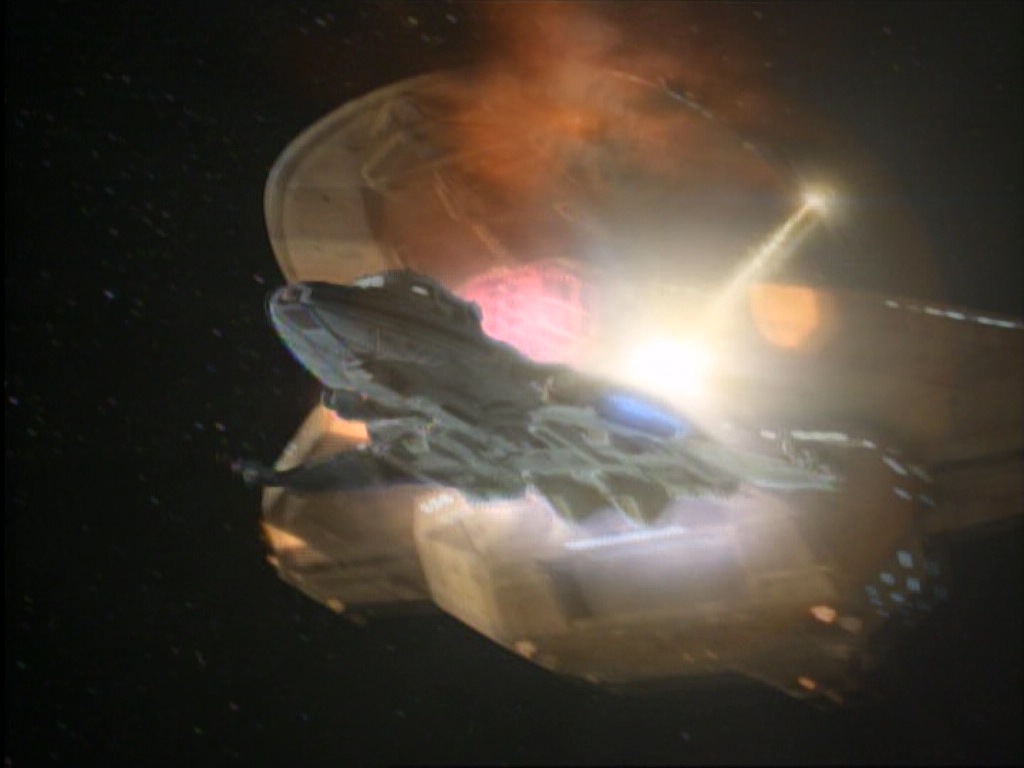 ariane179254_StarTrekVoyager_1x01_1x02-Caretaker_0031.jpg