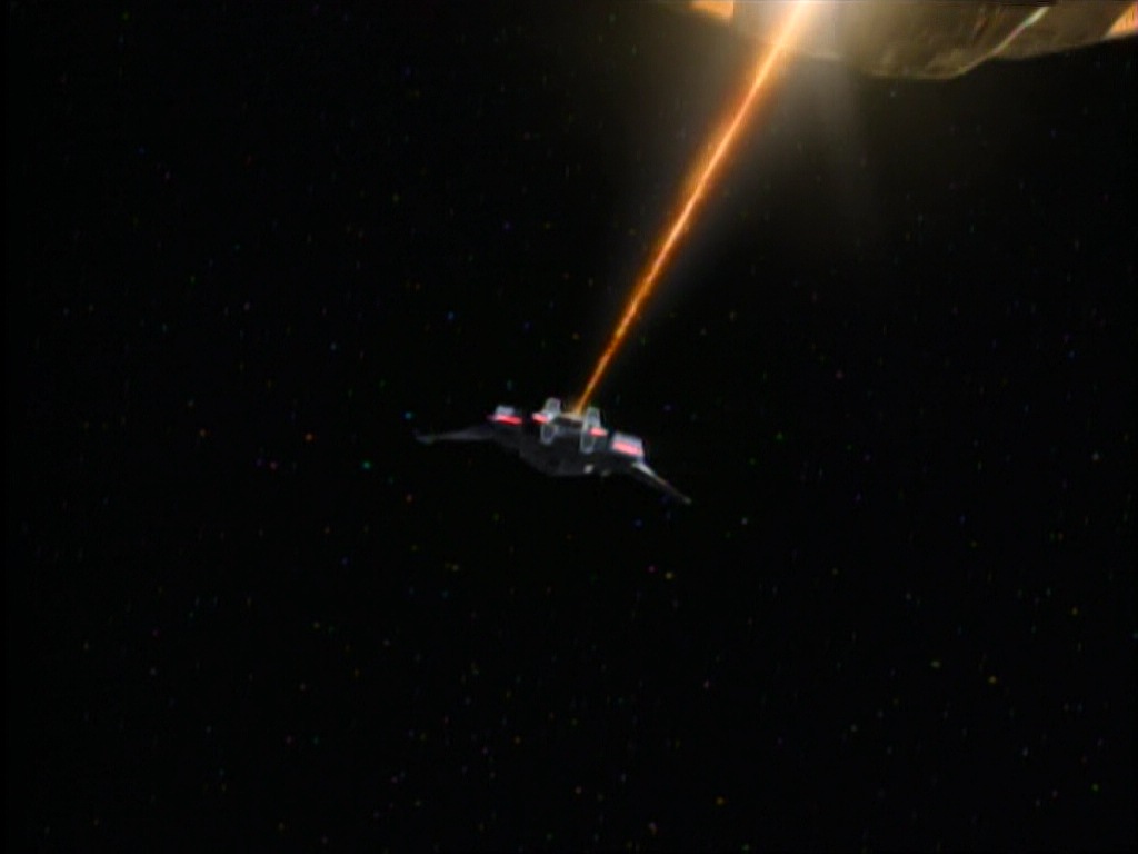 ariane179254_StarTrekVoyager_1x01_1x02-Caretaker_0036.jpg
