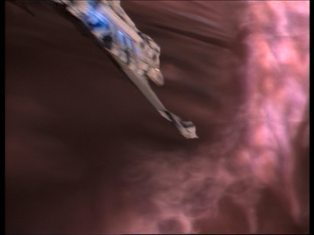 ariane179254_StarTrekVoyager_1x01_1x02-Caretaker_0159.jpg