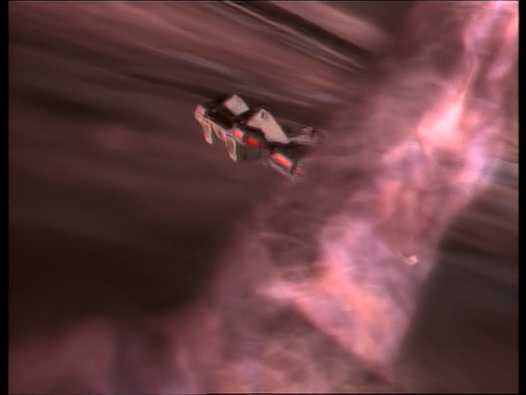 ariane179254_StarTrekVoyager_1x01_1x02-Caretaker_0160.jpg