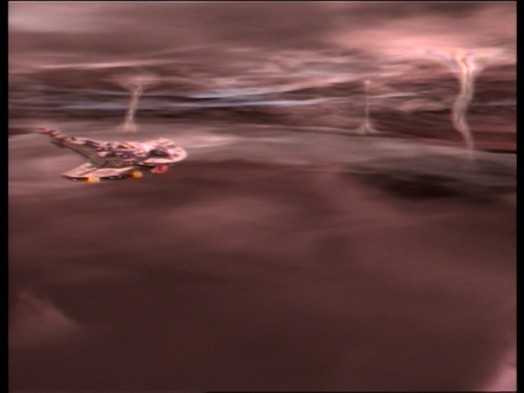ariane179254_StarTrekVoyager_1x01_1x02-Caretaker_0178.jpg