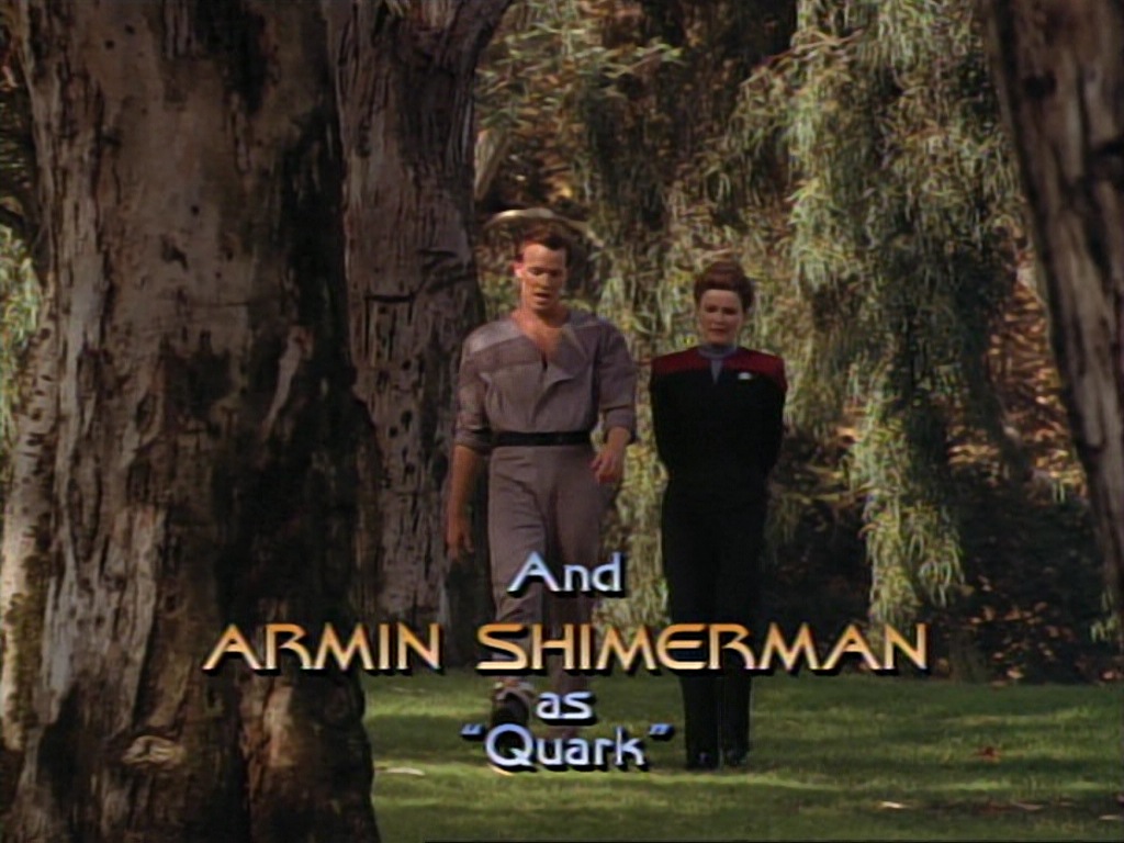 ariane179254_StarTrekVoyager_1x01_1x02-Caretaker_0510.jpg