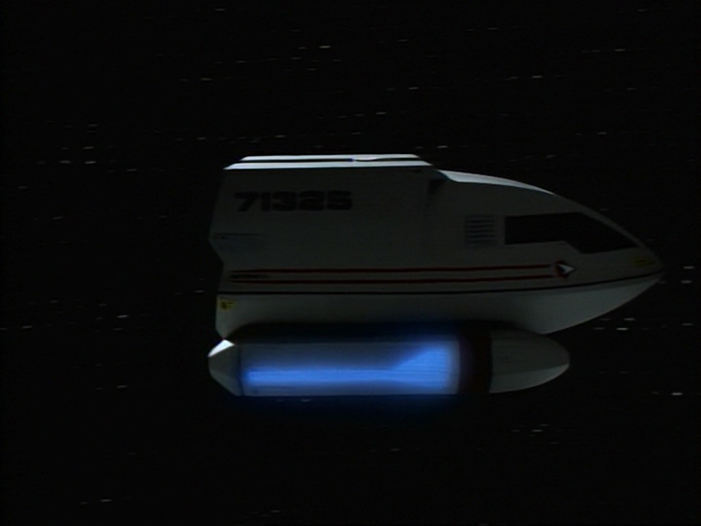 ariane179254_StarTrekVoyager_1x01_1x02-Caretaker_0665.jpg