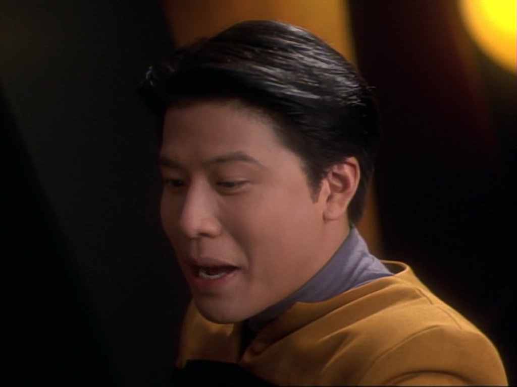 ariane179254_StarTrekVoyager_1x01_1x02-Caretaker_0815.jpg