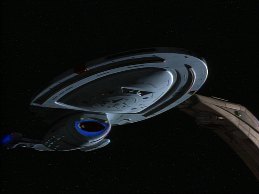 ariane179254_StarTrekVoyager_1x01_1x02-Caretaker_0983.jpg