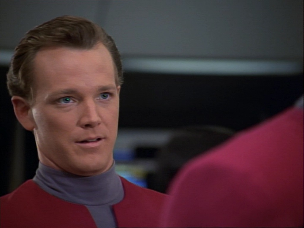 ariane179254_StarTrekVoyager_1x01_1x02-Caretaker_1222.jpg