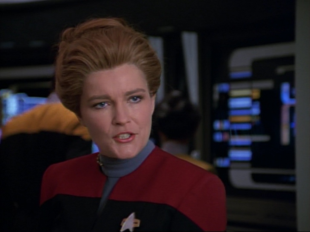 ariane179254_StarTrekVoyager_1x01_1x02-Caretaker_1237.jpg