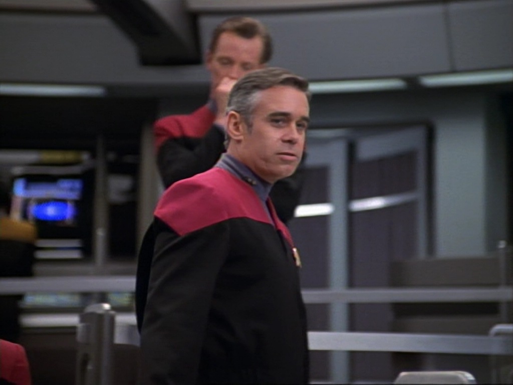ariane179254_StarTrekVoyager_1x01_1x02-Caretaker_1255.jpg
