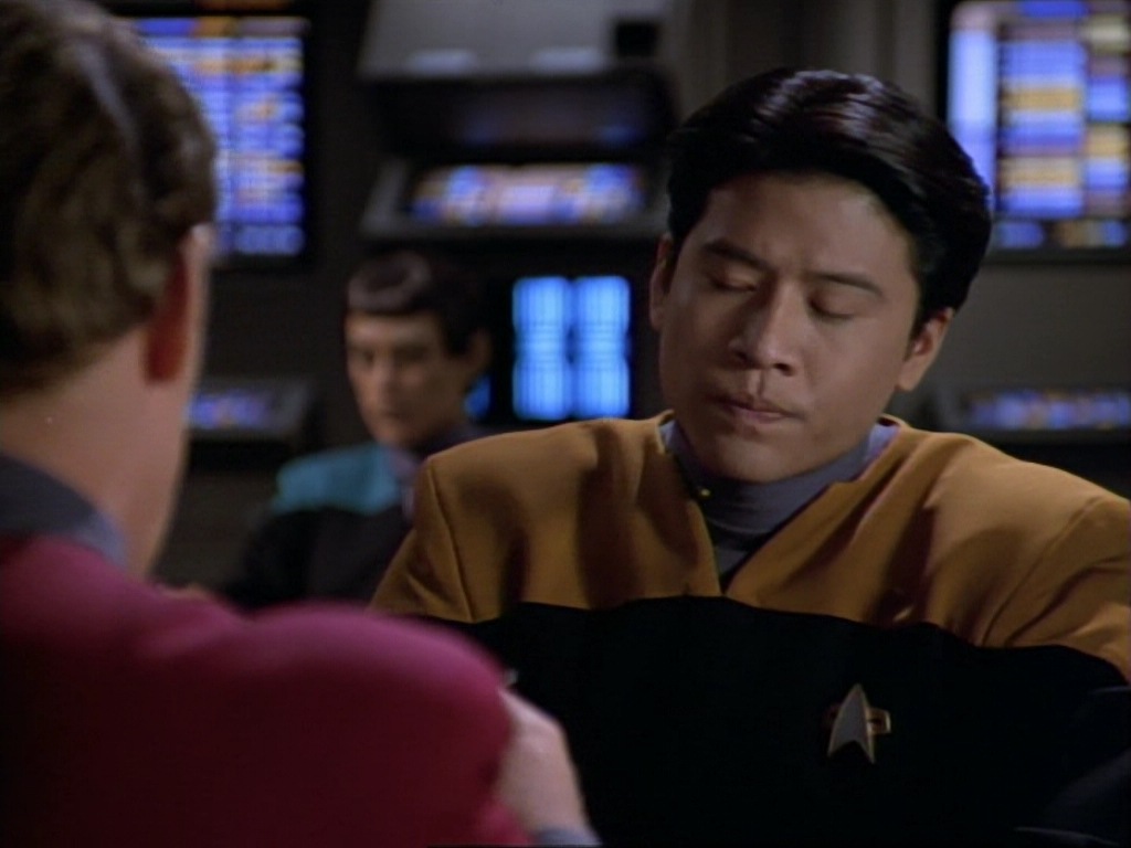 ariane179254_StarTrekVoyager_1x01_1x02-Caretaker_1383.jpg