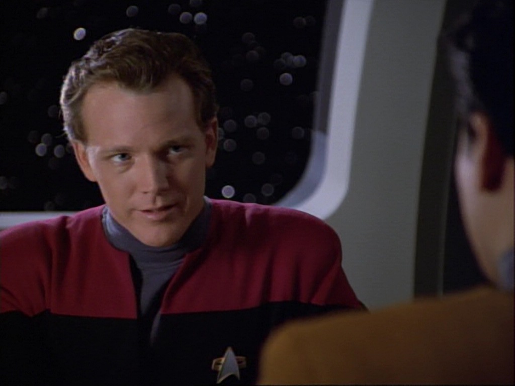 ariane179254_StarTrekVoyager_1x01_1x02-Caretaker_1389.jpg