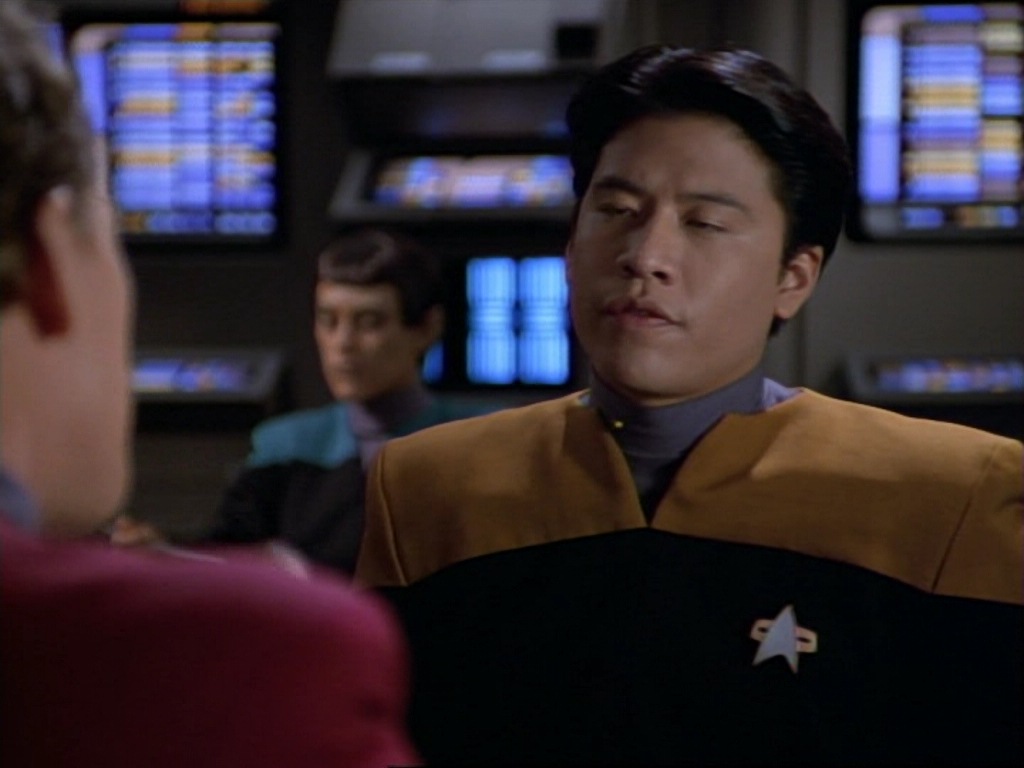 ariane179254_StarTrekVoyager_1x01_1x02-Caretaker_1391.jpg