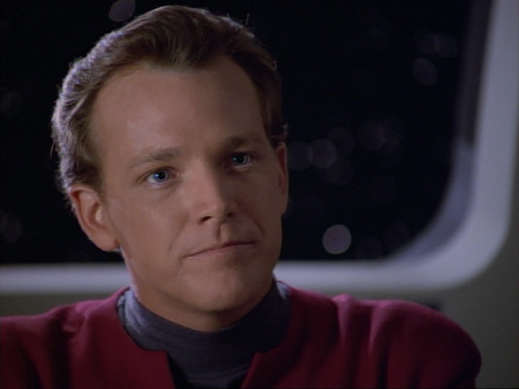 ariane179254_StarTrekVoyager_1x01_1x02-Caretaker_1414.jpg