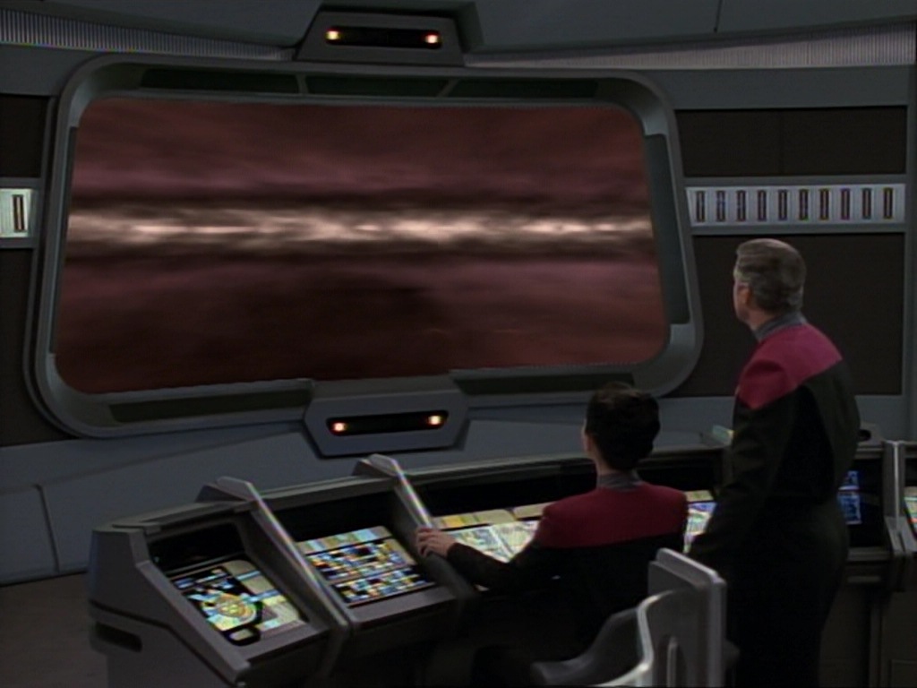 ariane179254_StarTrekVoyager_1x01_1x02-Caretaker_1578.jpg