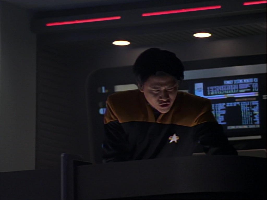 ariane179254_StarTrekVoyager_1x01_1x02-Caretaker_1691.jpg