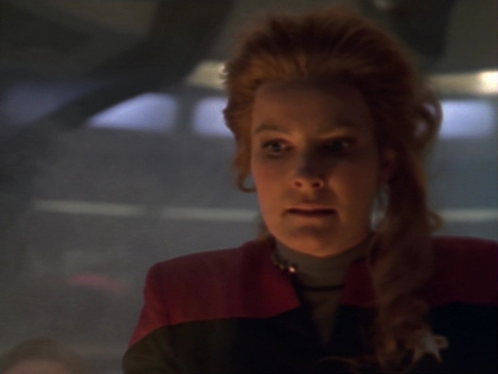 ariane179254_StarTrekVoyager_1x01_1x02-Caretaker_1714.jpg