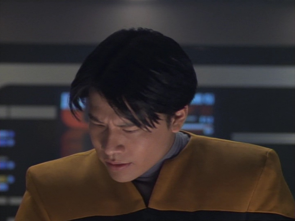 ariane179254_StarTrekVoyager_1x01_1x02-Caretaker_1730.jpg