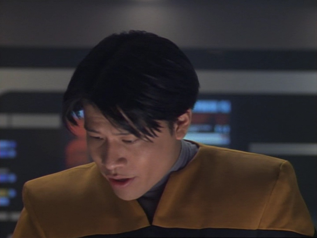 ariane179254_StarTrekVoyager_1x01_1x02-Caretaker_1731.jpg