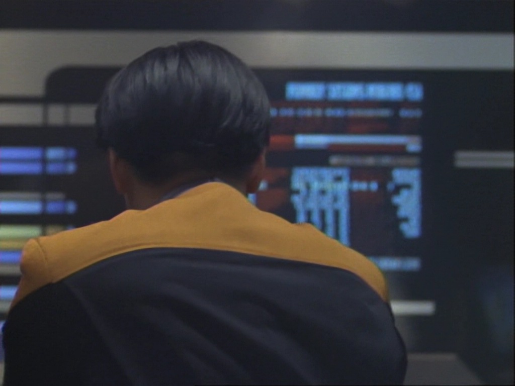ariane179254_StarTrekVoyager_1x01_1x02-Caretaker_1736.jpg