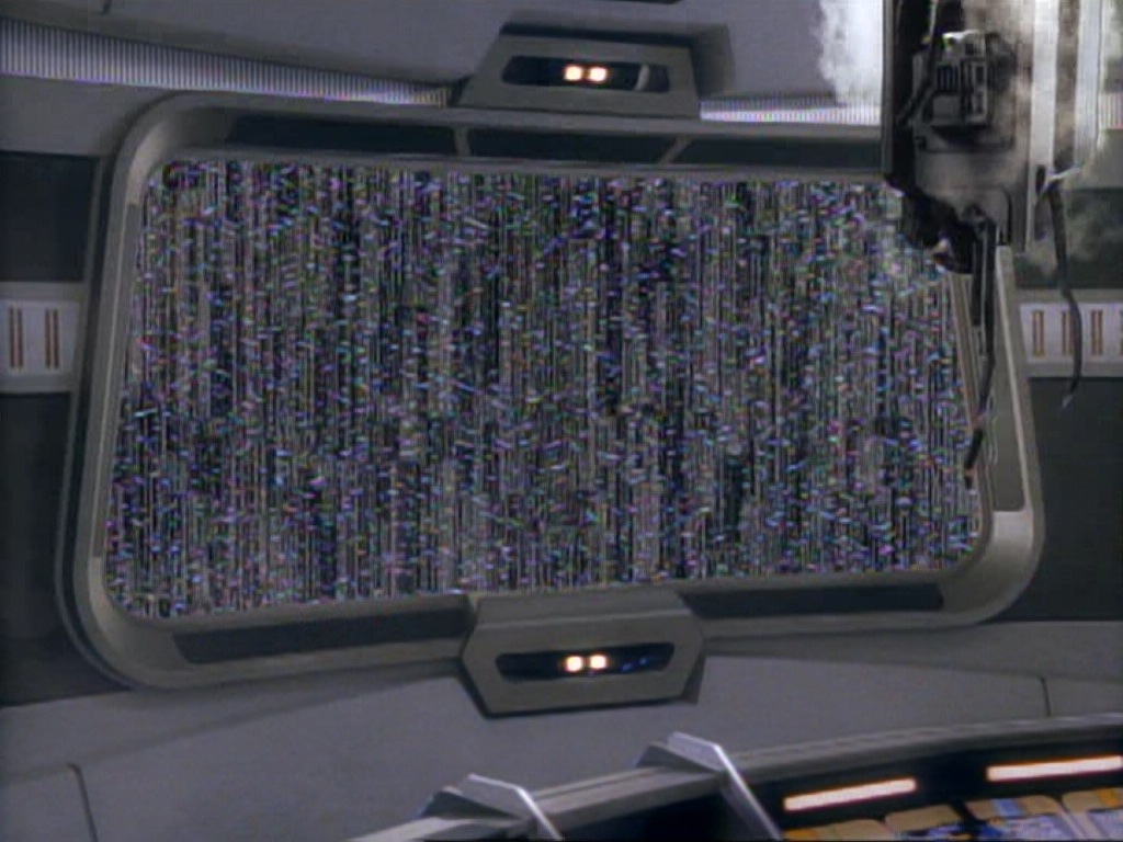 ariane179254_StarTrekVoyager_1x01_1x02-Caretaker_1738.jpg