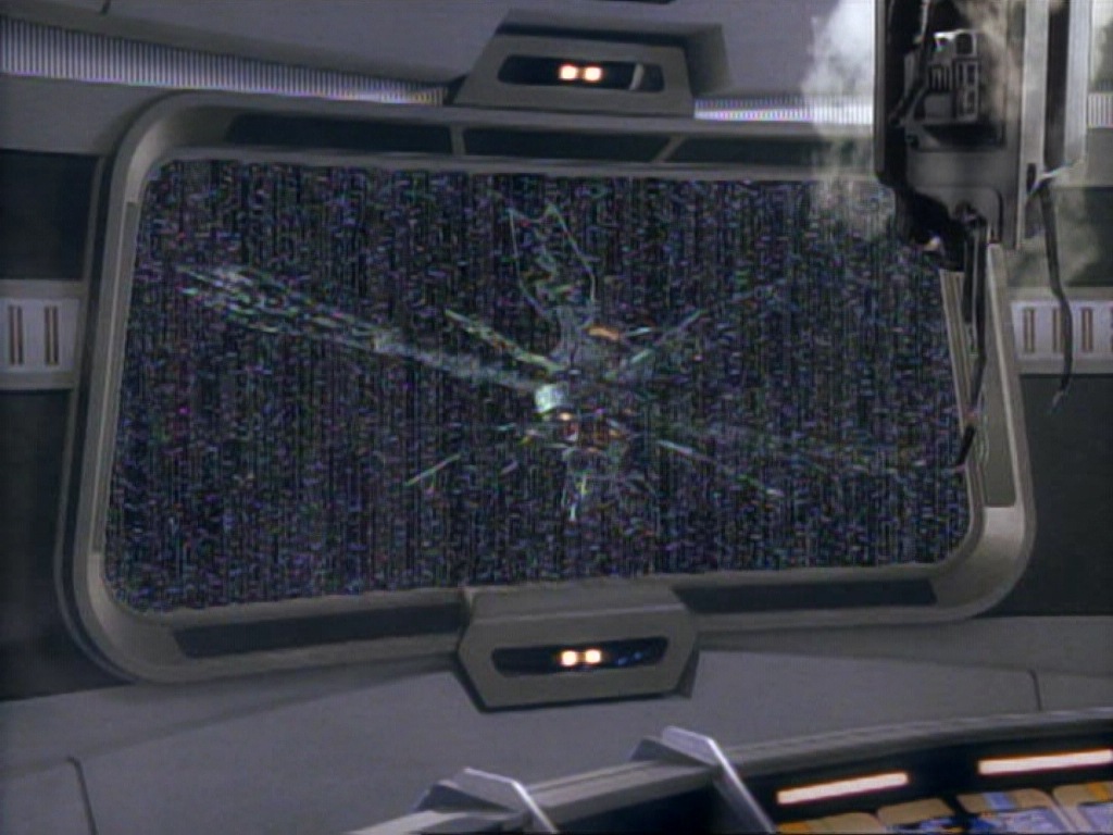 ariane179254_StarTrekVoyager_1x01_1x02-Caretaker_1740.jpg