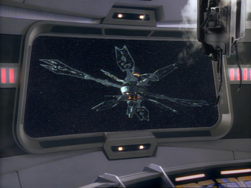 ariane179254_StarTrekVoyager_1x01_1x02-Caretaker_1741.jpg