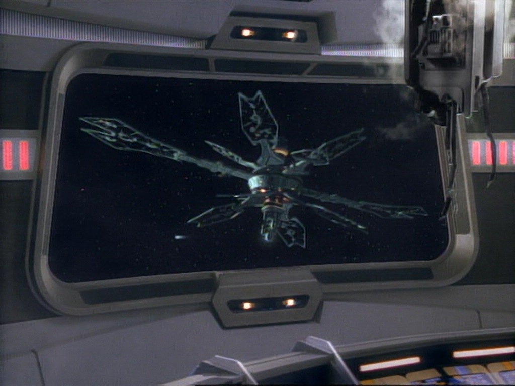 ariane179254_StarTrekVoyager_1x01_1x02-Caretaker_1743.jpg