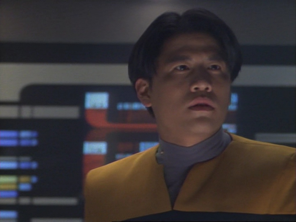 ariane179254_StarTrekVoyager_1x01_1x02-Caretaker_1745.jpg