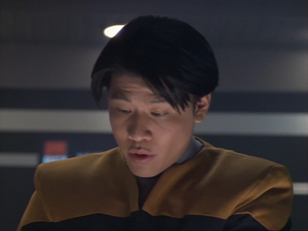 ariane179254_StarTrekVoyager_1x01_1x02-Caretaker_1760.jpg