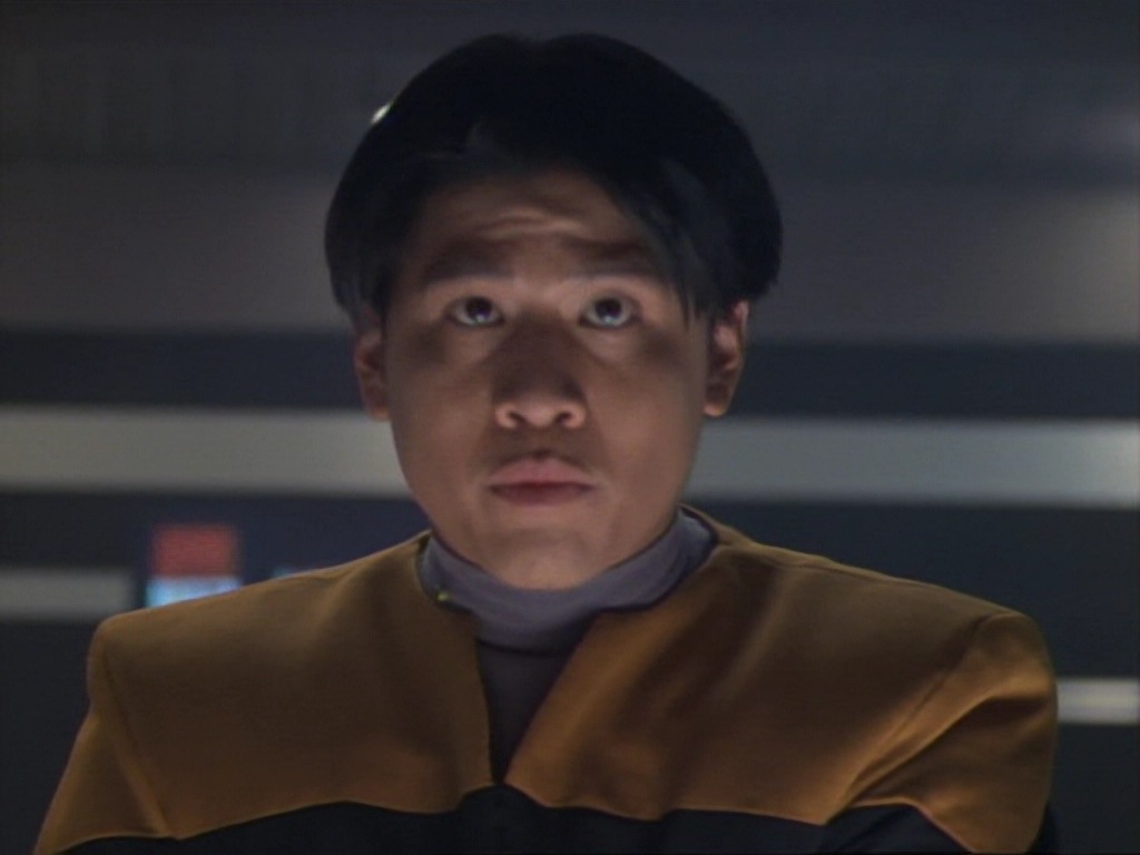 ariane179254_StarTrekVoyager_1x01_1x02-Caretaker_1762.jpg