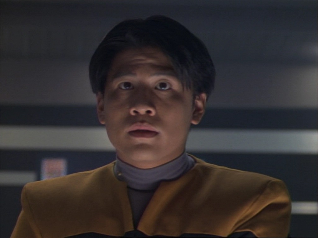 ariane179254_StarTrekVoyager_1x01_1x02-Caretaker_1764.jpg