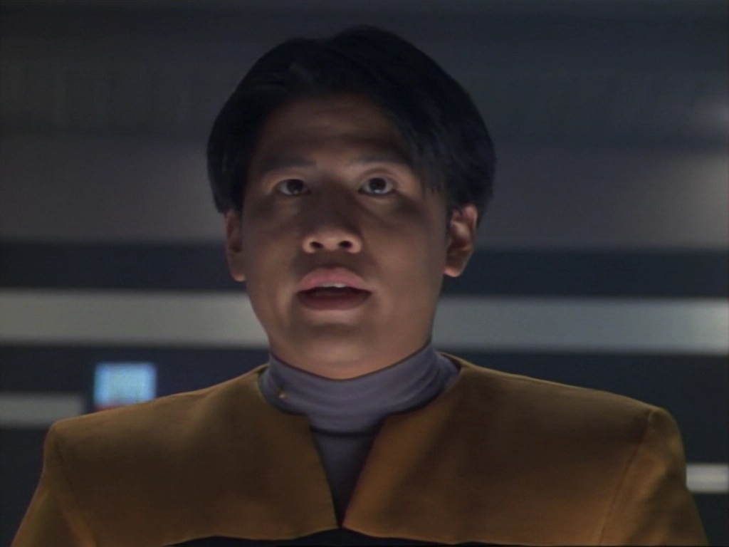 ariane179254_StarTrekVoyager_1x01_1x02-Caretaker_1766.jpg