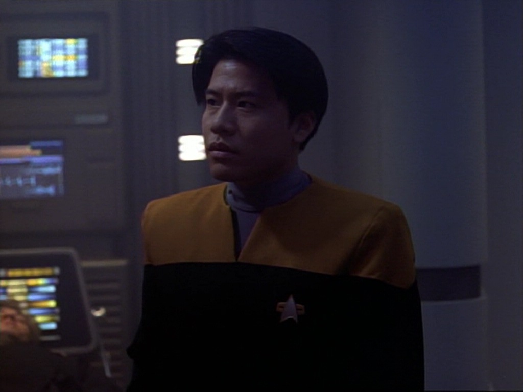 ariane179254_StarTrekVoyager_1x01_1x02-Caretaker_1991.jpg