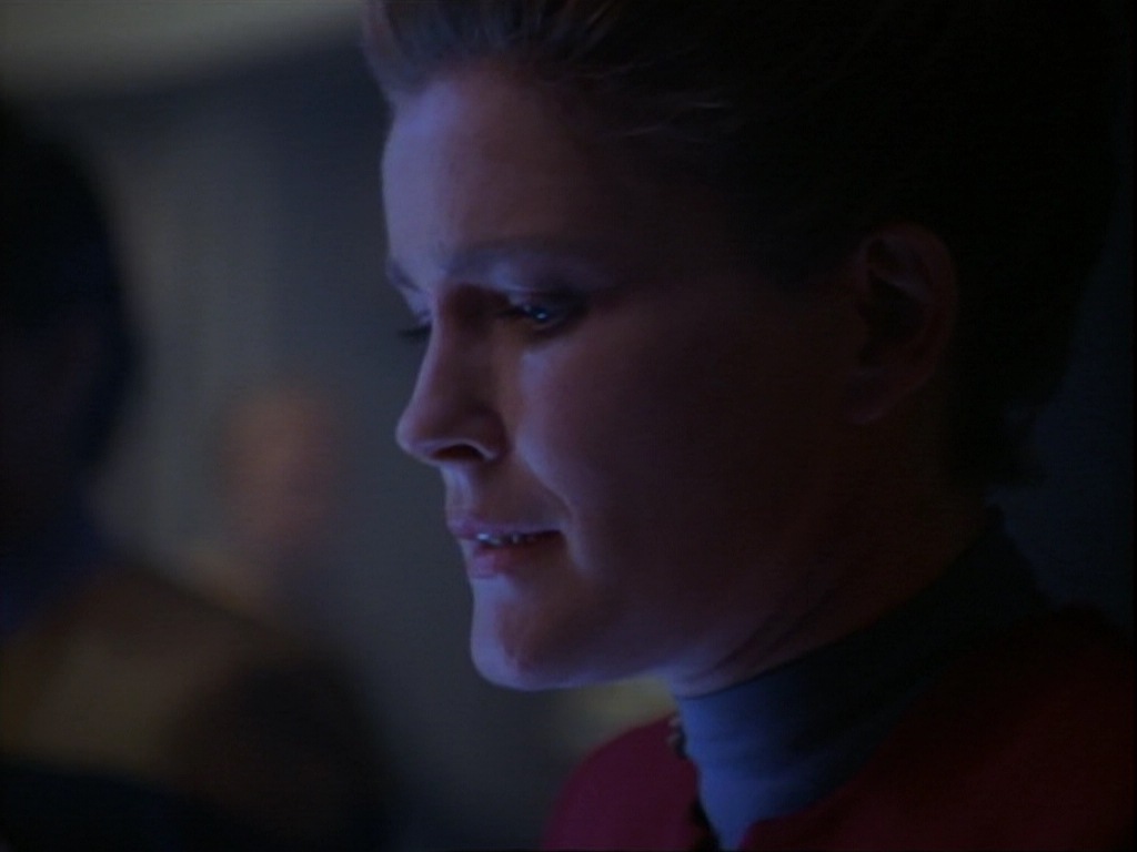 ariane179254_StarTrekVoyager_1x01_1x02-Caretaker_2018.jpg