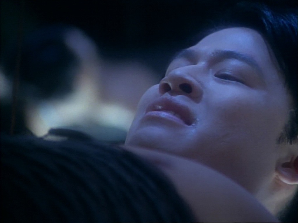 ariane179254_StarTrekVoyager_1x01_1x02-Caretaker_2570.jpg