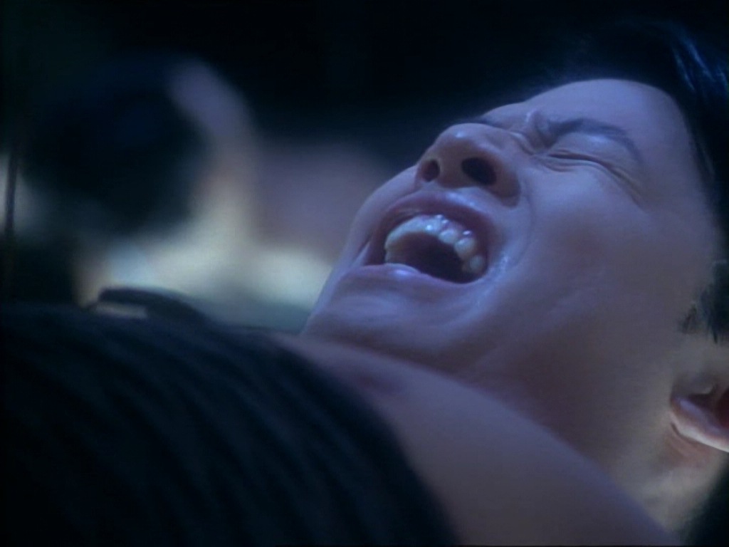ariane179254_StarTrekVoyager_1x01_1x02-Caretaker_2571.jpg