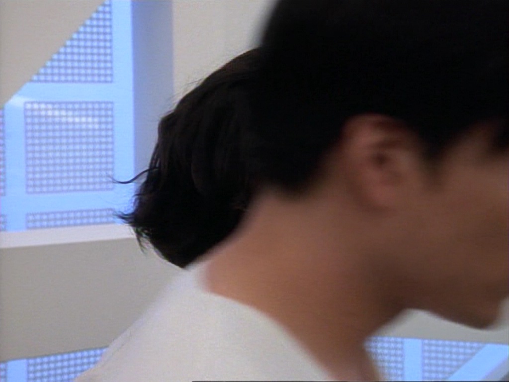 ariane179254_StarTrekVoyager_1x01_1x02-Caretaker_3978.jpg