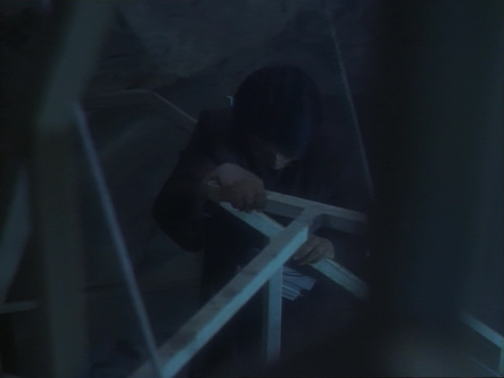 ariane179254_StarTrekVoyager_1x01_1x02-Caretaker_5340.jpg