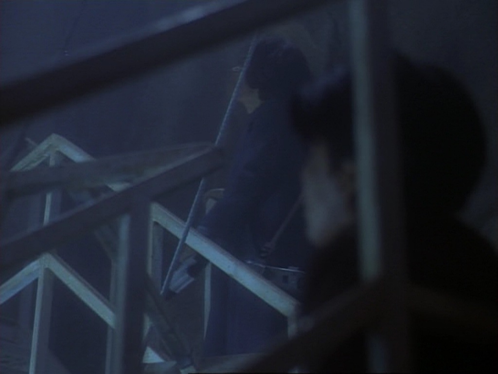 ariane179254_StarTrekVoyager_1x01_1x02-Caretaker_5355.jpg