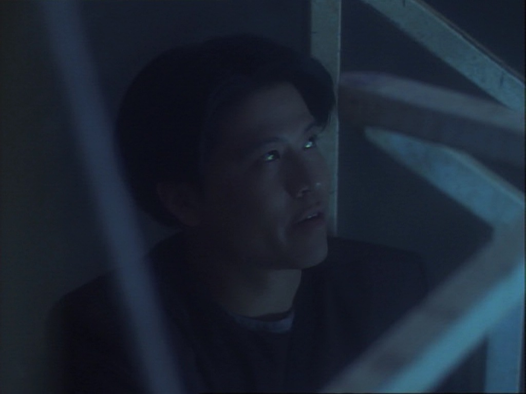 ariane179254_StarTrekVoyager_1x01_1x02-Caretaker_5365.jpg
