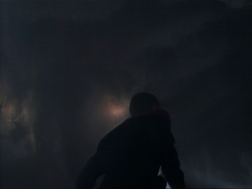 ariane179254_StarTrekVoyager_1x01_1x02-Caretaker_5791.jpg
