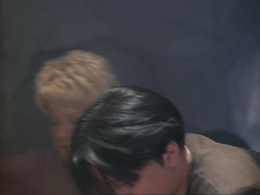 ariane179254_StarTrekVoyager_1x01_1x02-Caretaker_5838.jpg