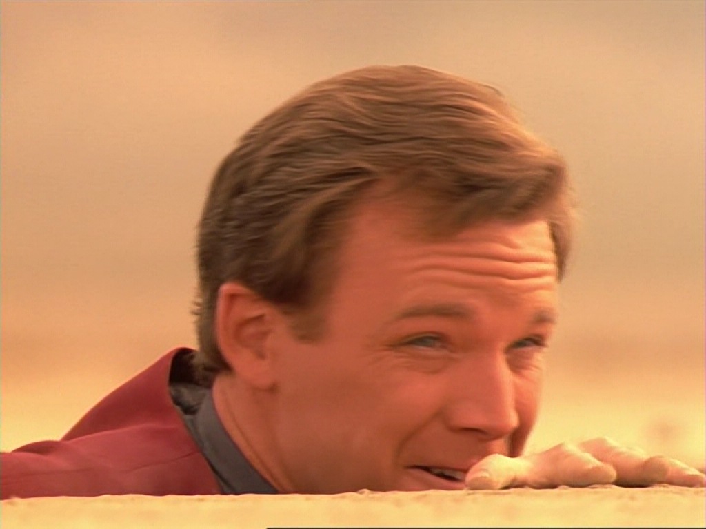 ariane179254_StarTrekVoyager_1x01_1x02-Caretaker_5853.jpg