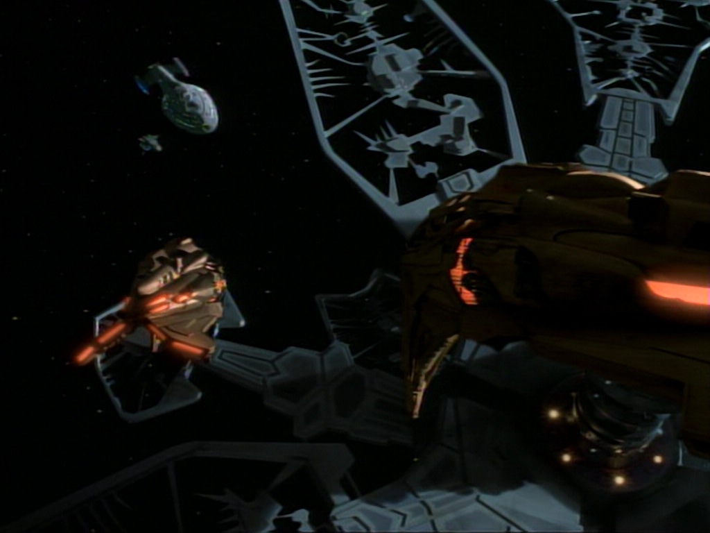 ariane179254_StarTrekVoyager_1x01_1x02-Caretaker_6200.jpg