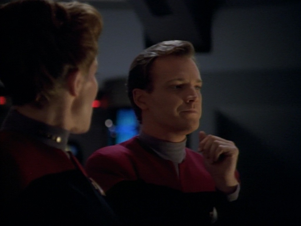 ariane179254_StarTrekVoyager_1x01_1x02-Caretaker_6296.jpg
