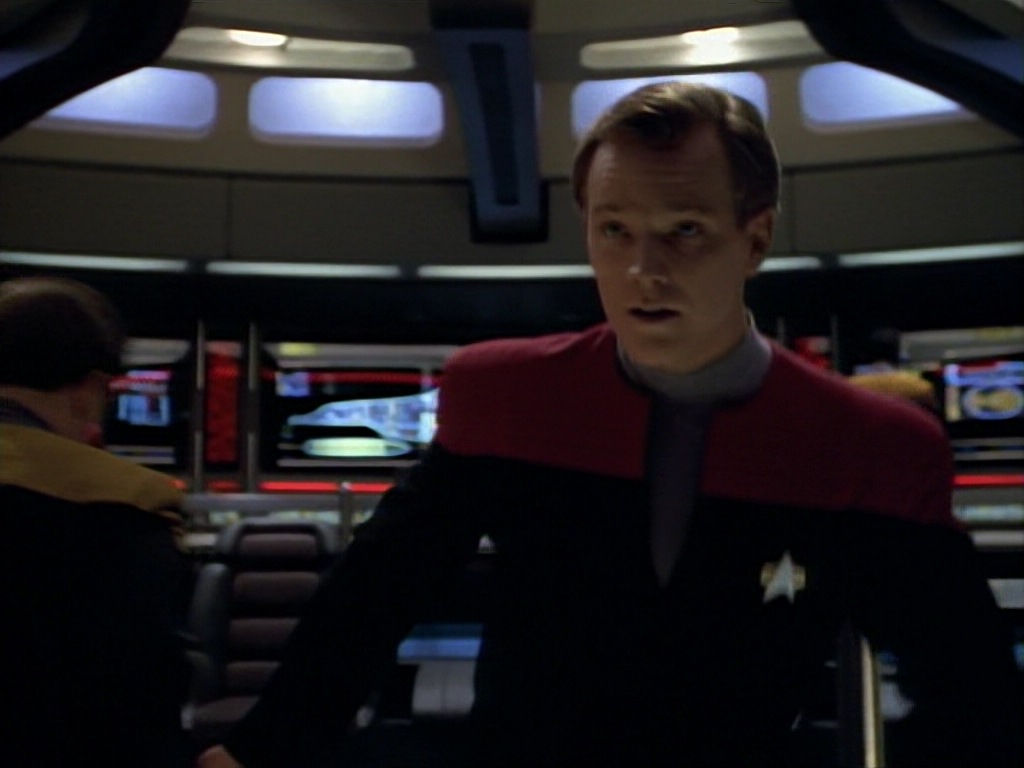 ariane179254_StarTrekVoyager_1x01_1x02-Caretaker_6304.jpg
