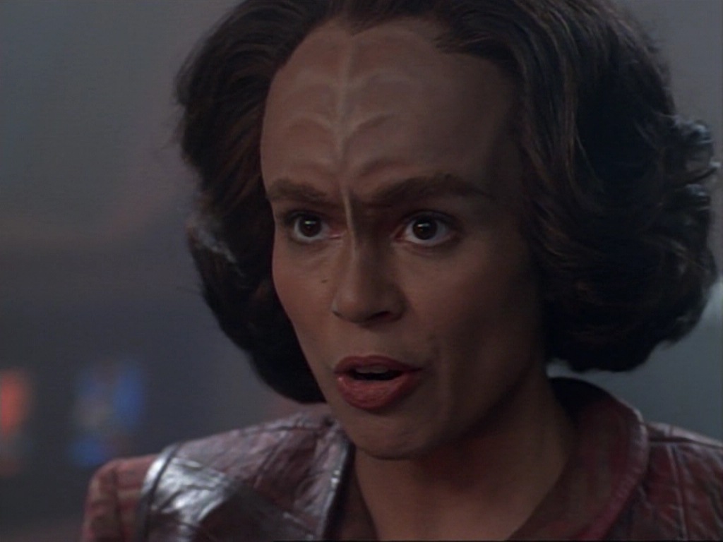 ariane179254_StarTrekVoyager_1x01_1x02-Caretaker_6618.jpg
