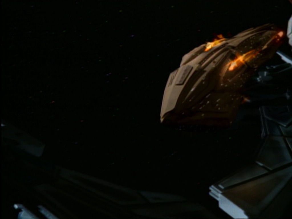 ariane179254_StarTrekVoyager_1x01_1x02-Caretaker_6784.jpg