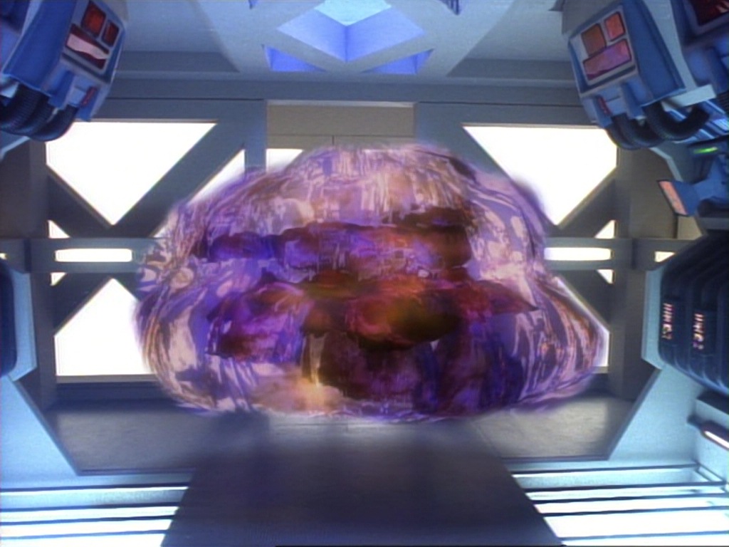 ariane179254_StarTrekVoyager_1x01_1x02-Caretaker_6837.jpg