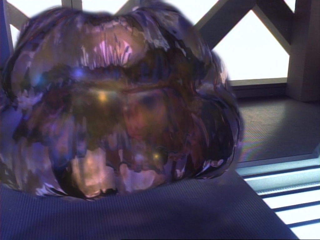 ariane179254_StarTrekVoyager_1x01_1x02-Caretaker_6845.jpg