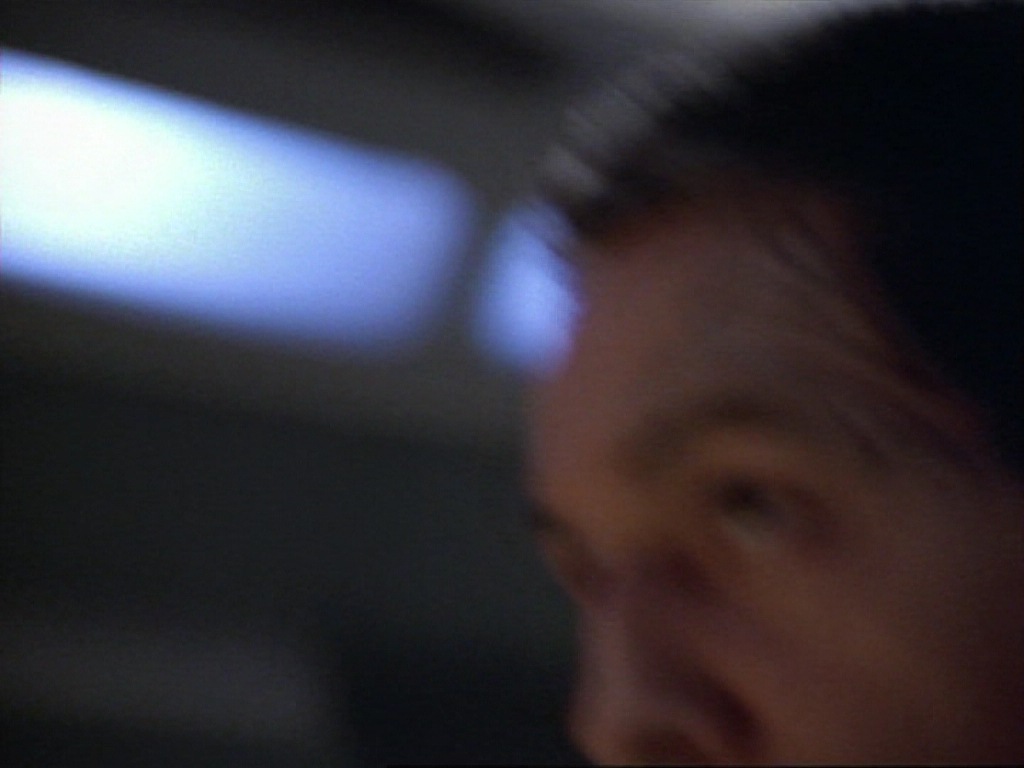 ariane179254_StarTrekVoyager_1x01_1x02-Caretaker_6977.jpg